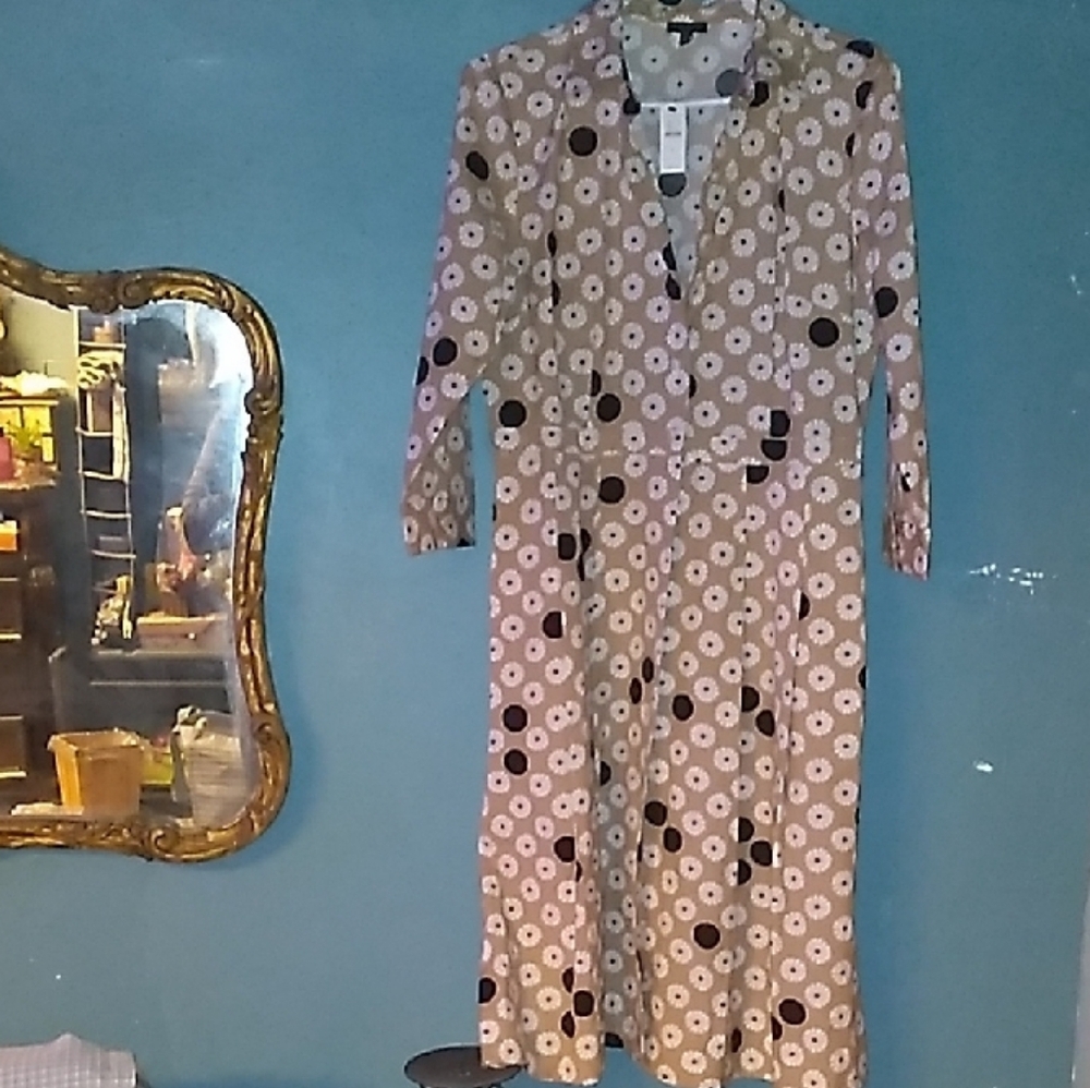 Talbots Tan and White Floral Long Sleeve Dress